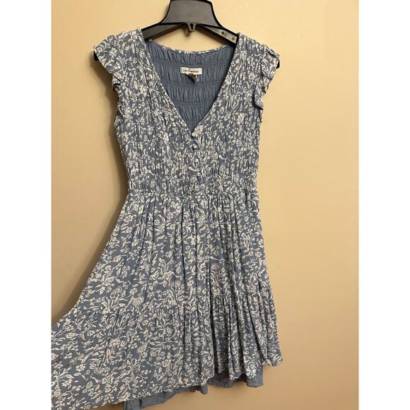 Lucky Dresses & Skirts - Lucky Brand Blue Floral Smocked Dress Womens Small Sleeveless Boho Tiered